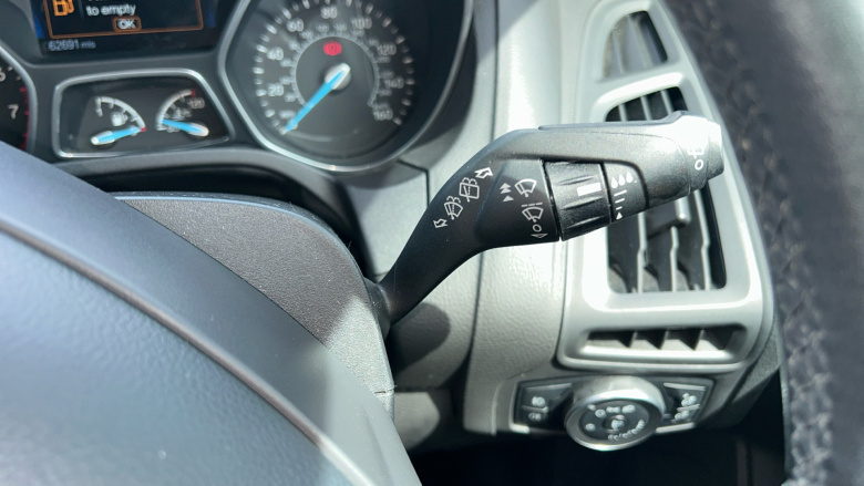 Ford Focus 1.0 EcoBoost 140 ST-Line Navigation 5dr Petrol Hatchback